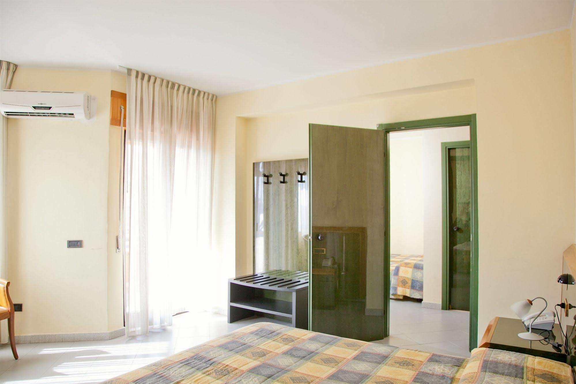 טורה מליסה Hotel Melissa מראה חיצוני תמונה